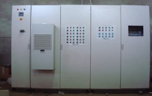 PLC_Panels_1-300x225-1.jpg