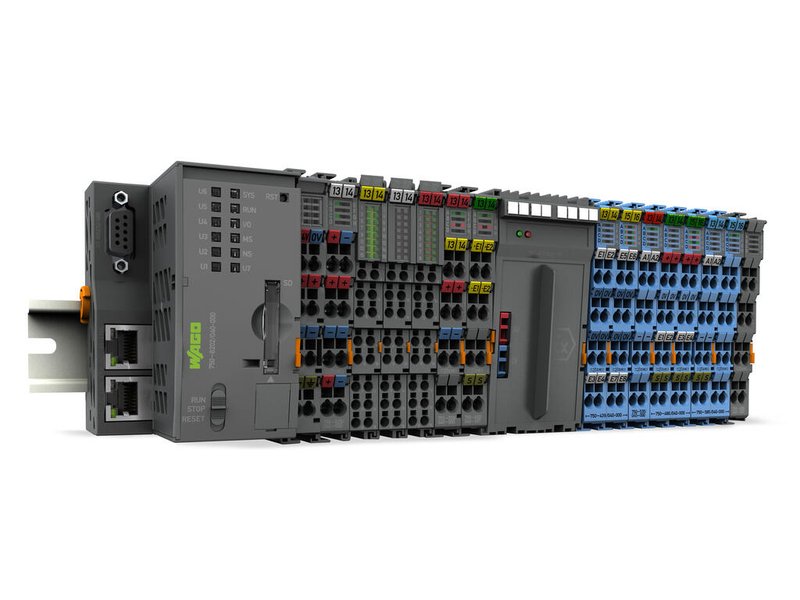 750 XTR Extreme-Environment Controllers
